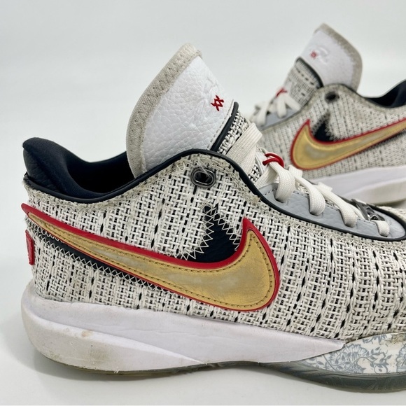 NIKE LEBRON 20 THE DEBUT Woven‎ Knit Sneakers Unisex Youth 6.5 Athletic Shoes - Picture 4 of 14